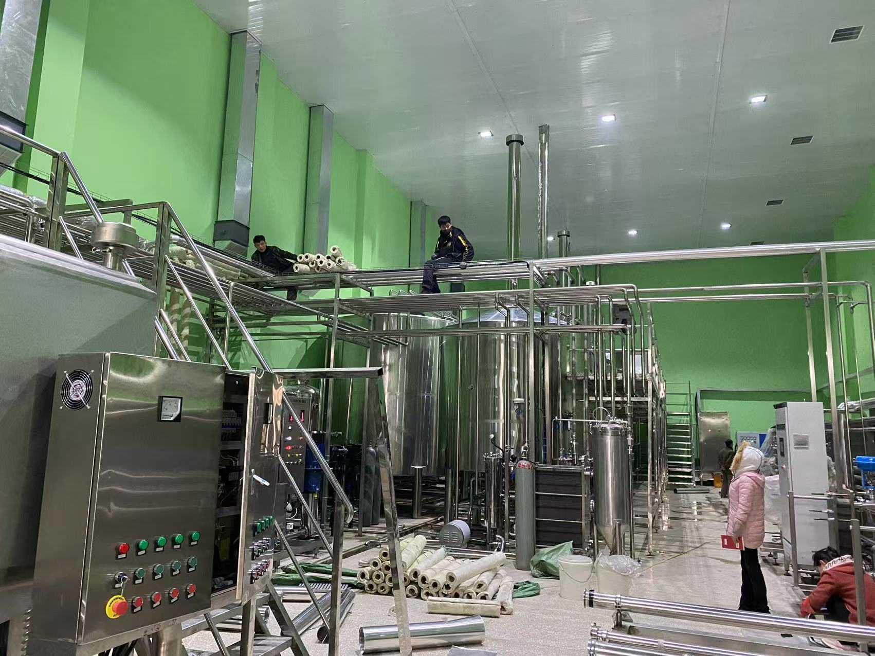 广西精酿啤酒设备厂—精酿啤酒设备制造：传承工艺与创新科技的交融